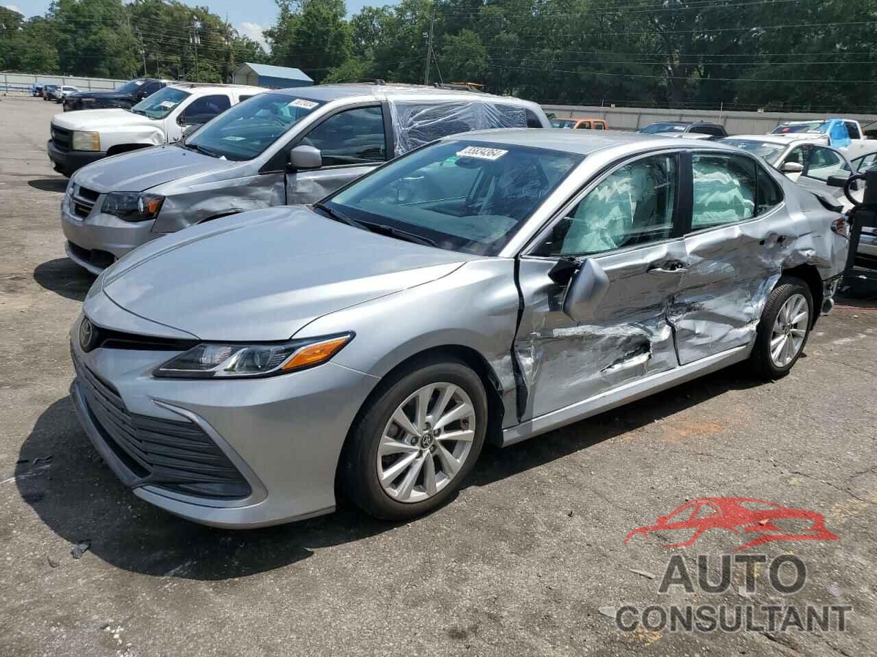 TOYOTA CAMRY 2023 - 4T1R11AK5PU135127