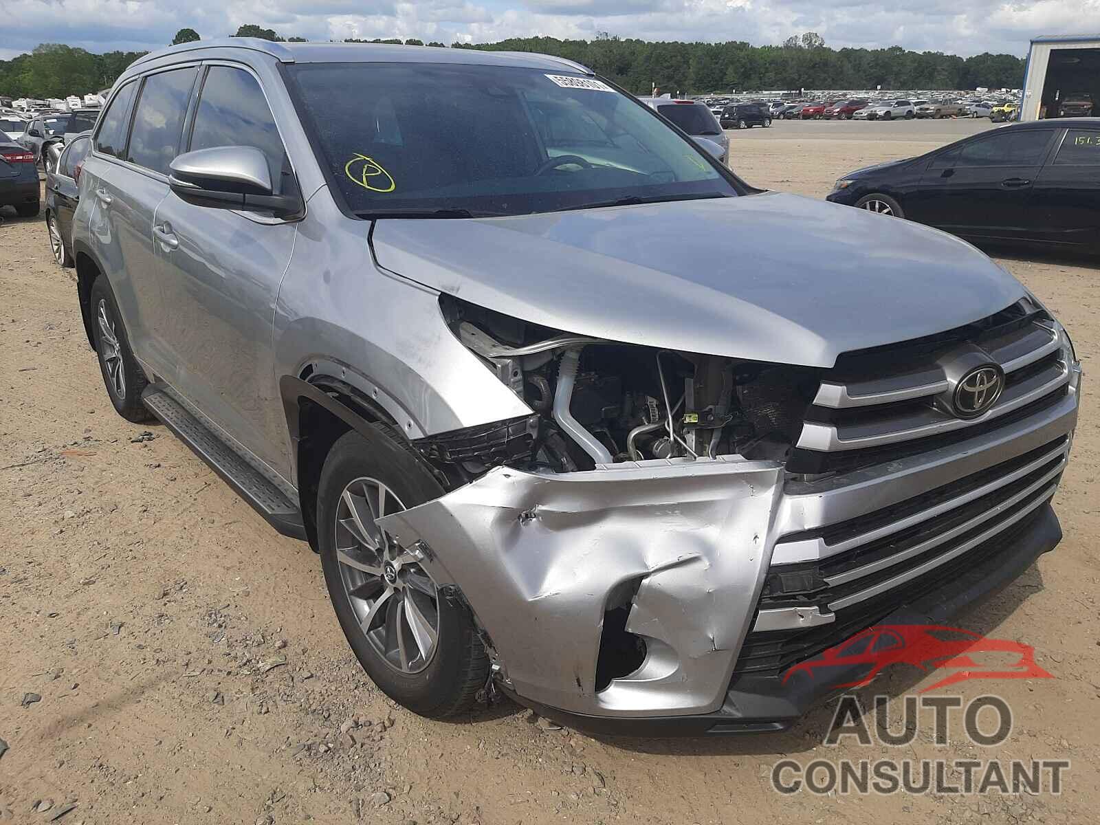 TOYOTA HIGHLANDER 2018 - 5TDJZRFH5JS537909