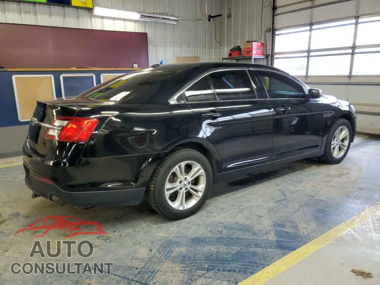 FORD TAURUS 2017 - 1FAHP2MT6HG123700