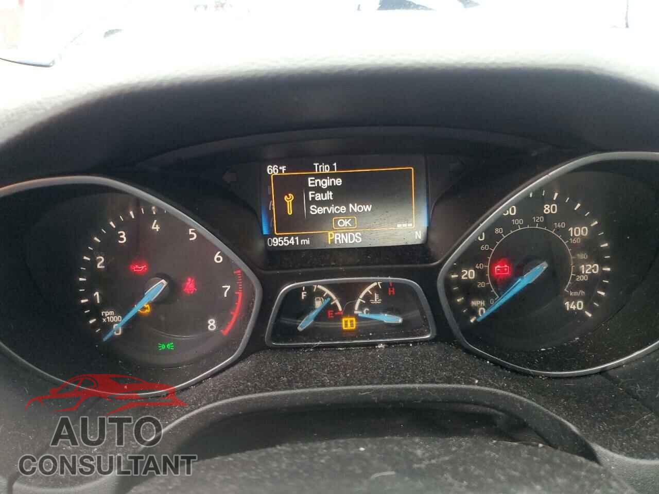 FORD FOCUS 2018 - 1FADP3FE2JL332464