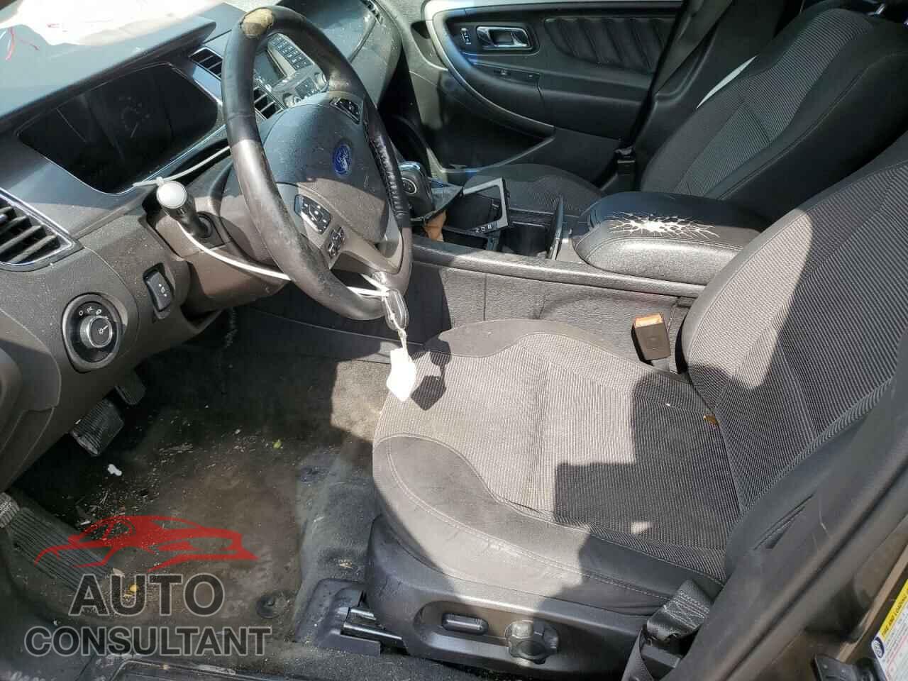 FORD TAURUS 2015 - 1FAHP2E83FG174224
