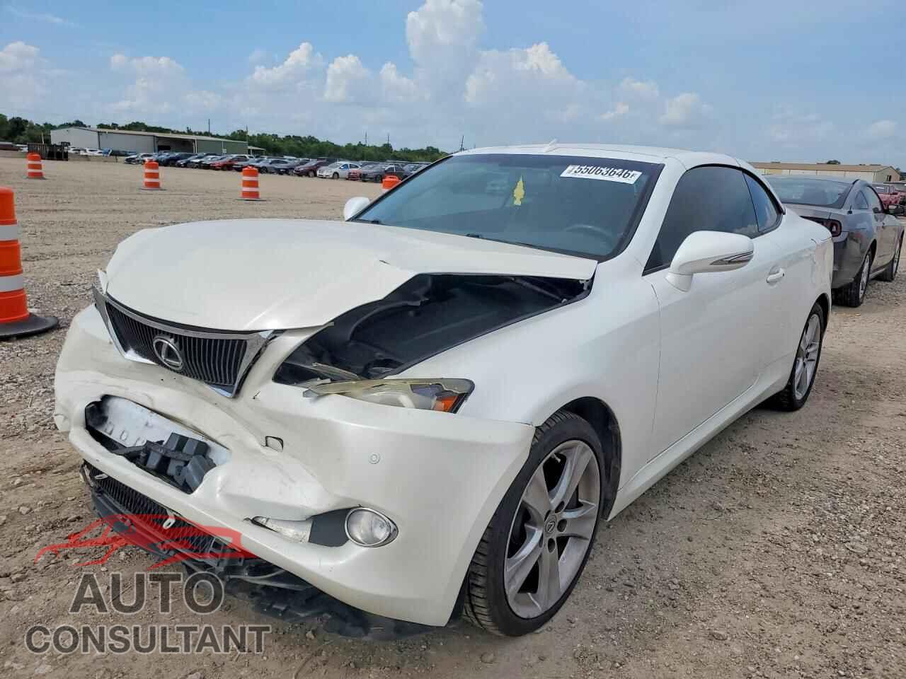 LEXUS IS 2012 - JTHFE2C24C2508757