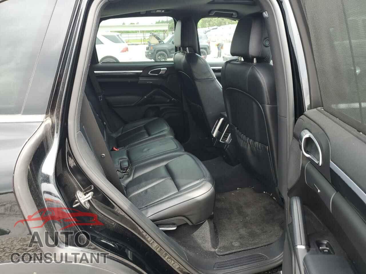 PORSCHE CAYENNE 2012 - WP1AA2A23CLA01397