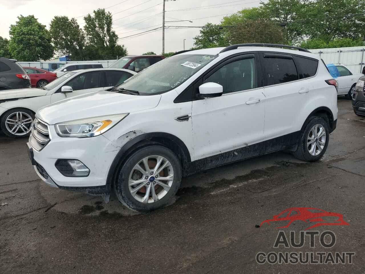 FORD ESCAPE 2017 - 1FMCU0G96HUC04548