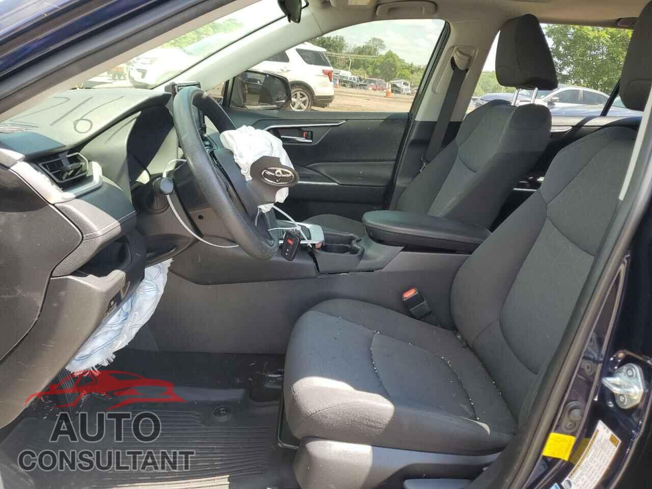 TOYOTA RAV4 2019 - JTMP1RFV8KD513527