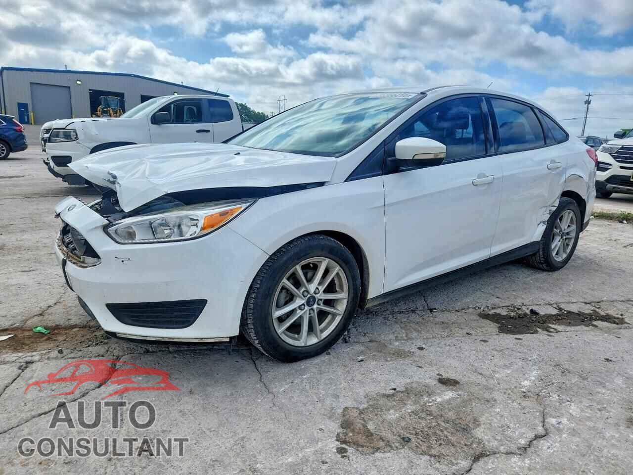 FORD FOCUS 2017 - 1FADP3F20HL244710