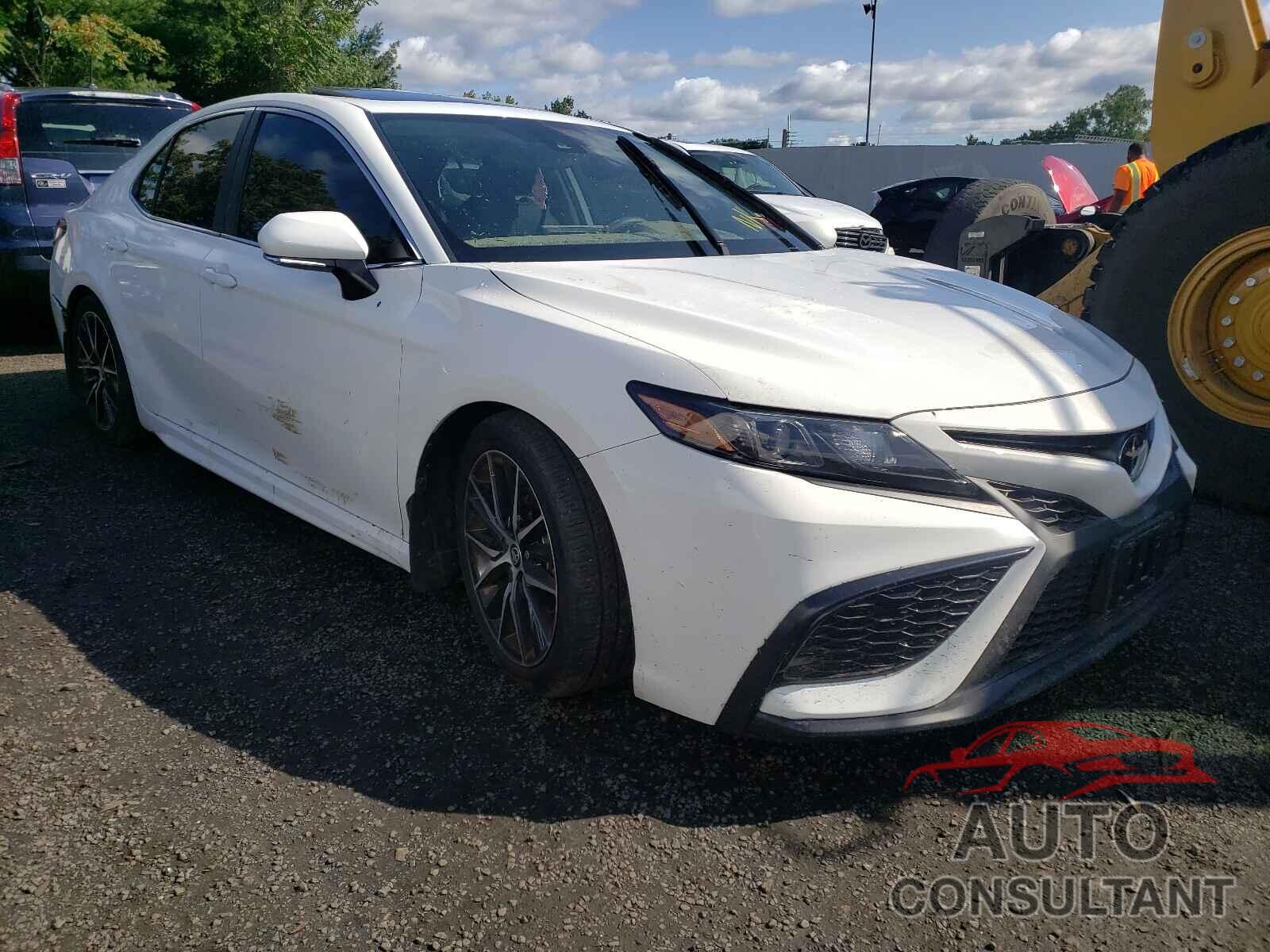 TOYOTA CAMRY 2021 - 4T1T11BK7MU021761