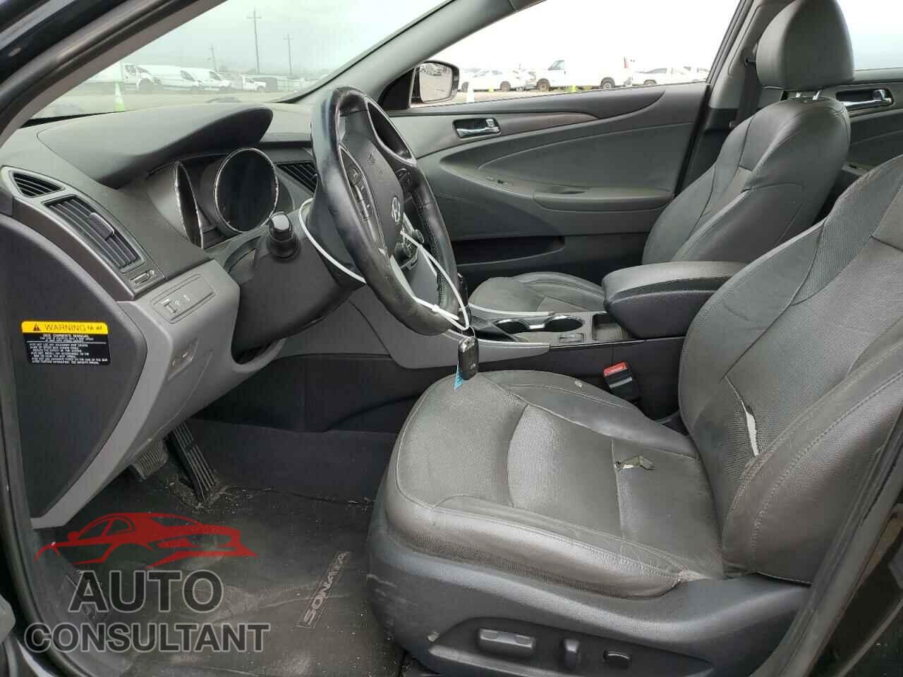 HYUNDAI SONATA 2014 - KMHEC4A4XEA111190