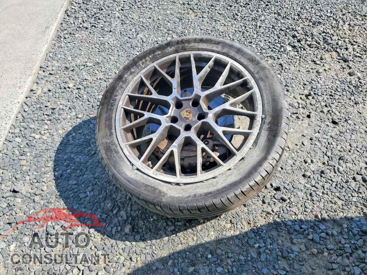 PORSCHE MACAN 2016 - WP1AB2A58GLB50238