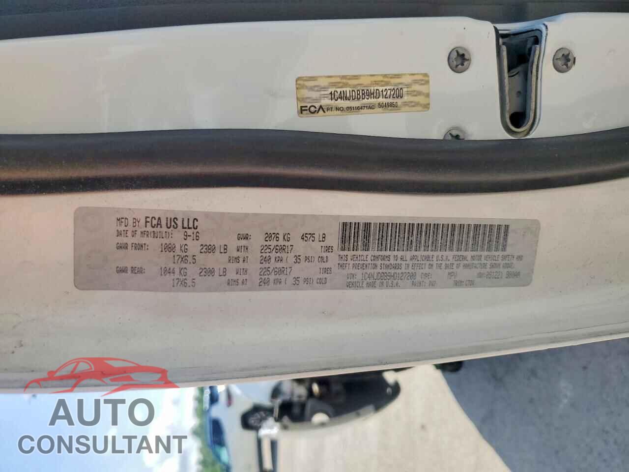 JEEP COMPASS 2017 - 1C4NJDBB9HD127200