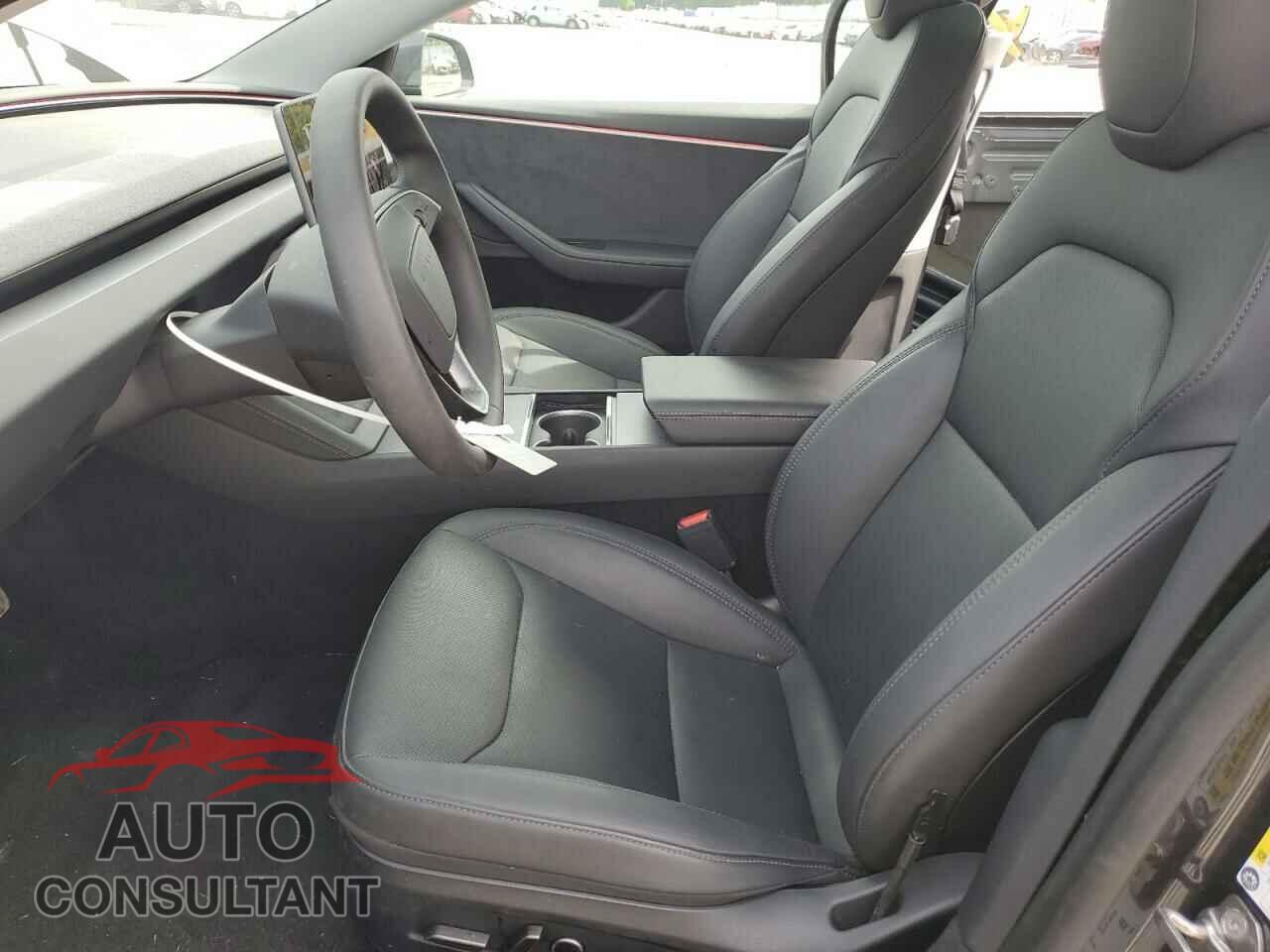 TESLA MODEL 3 2024 - 5YJ3E1EB9RF816038