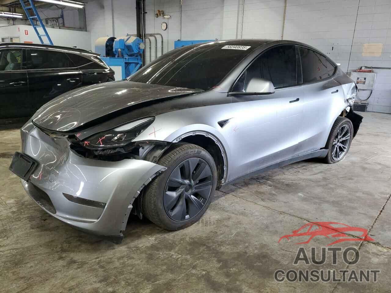 TESLA MODEL Y 2024 - 7SAYGDEE2RA299824