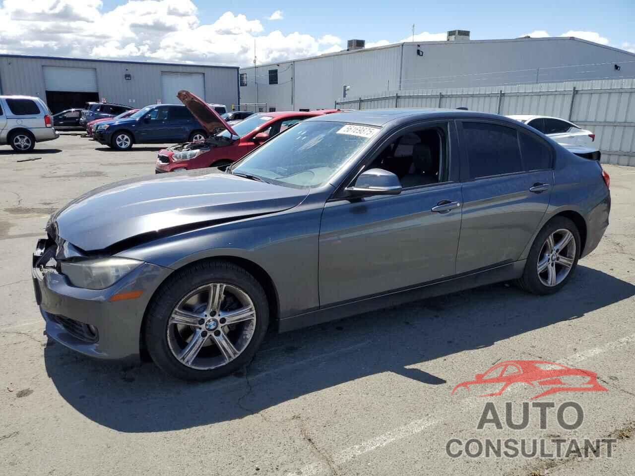 BMW 3 SERIES 2013 - WBA3C1G54DNR44319