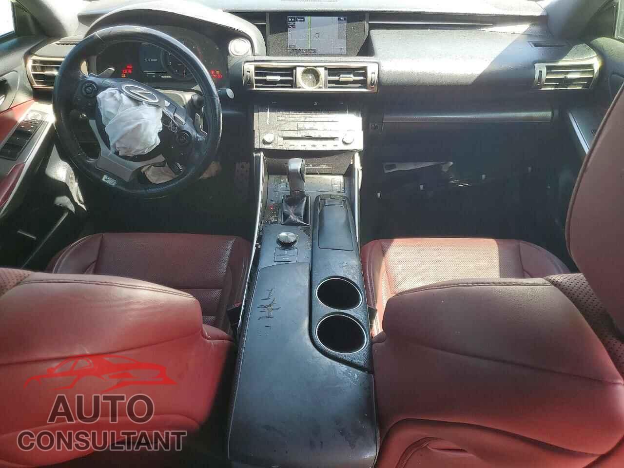 LEXUS IS 2016 - JTHBA1D24G5011750
