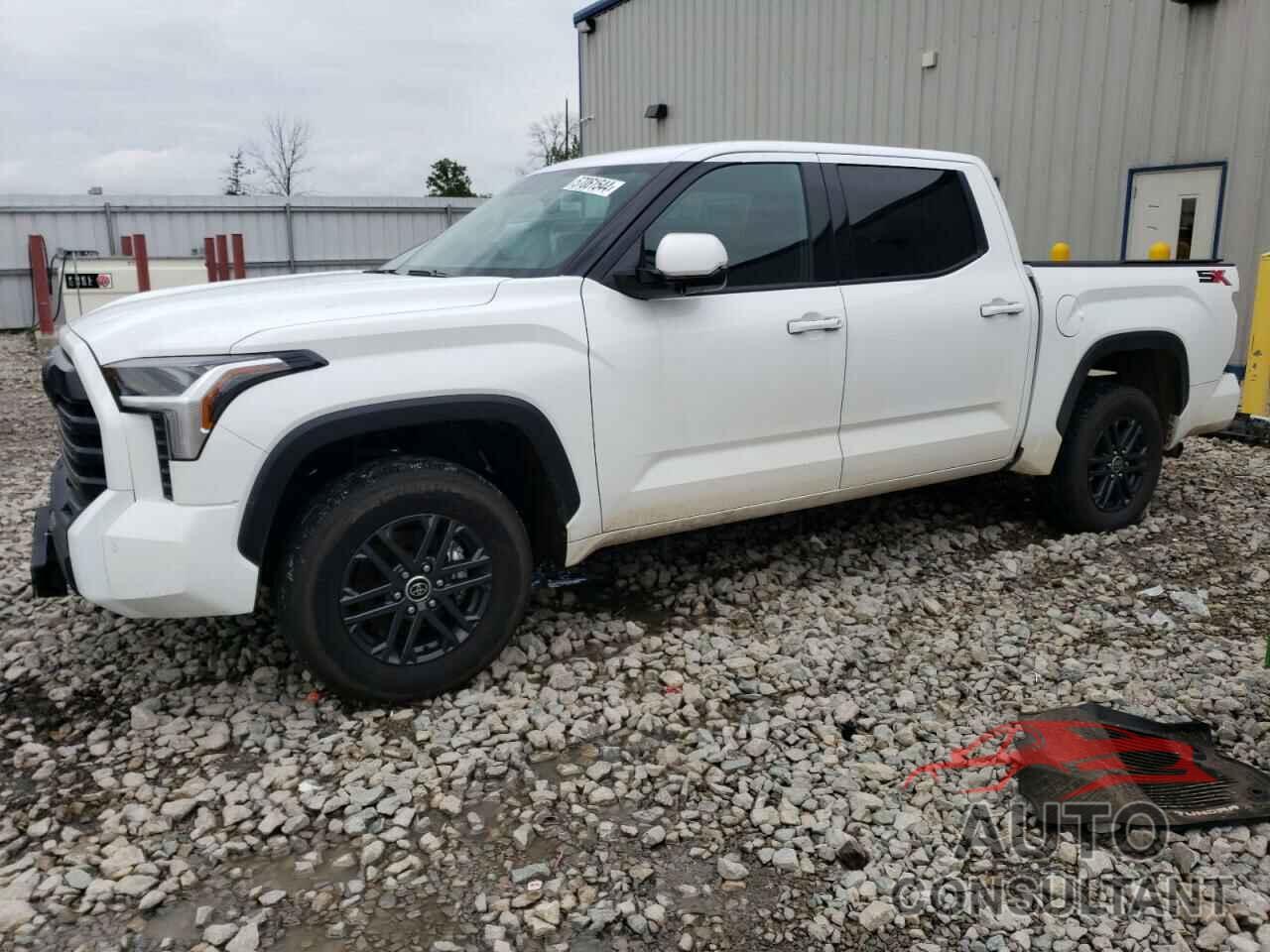 TOYOTA TUNDRA 2023 - 5TFLA5DB9PX057821