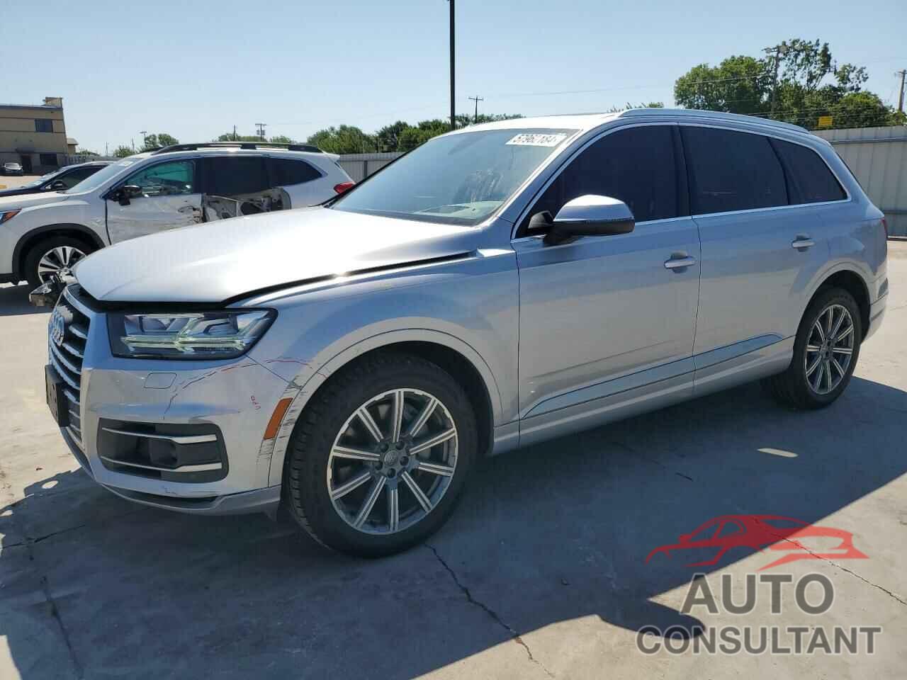 AUDI Q7 2018 - WA1VAAF71JD044400