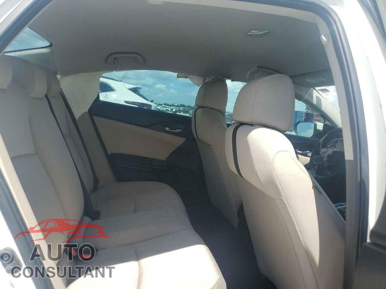 HONDA CIVIC 2017 - 19XFC2F56HE225560