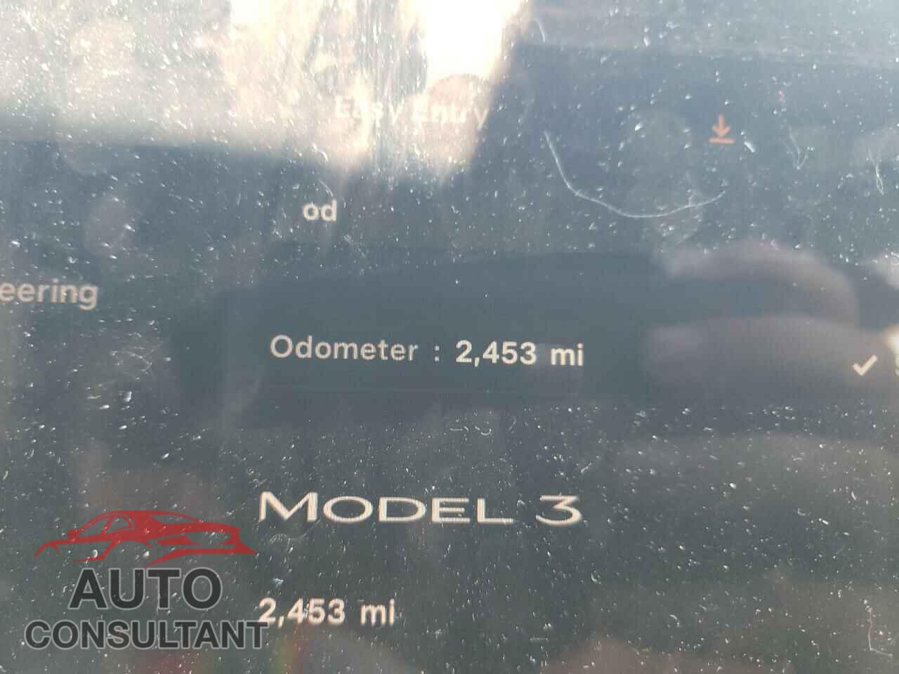 TESLA MODEL 3 2024 - 5YJ3E1EA8RF743008