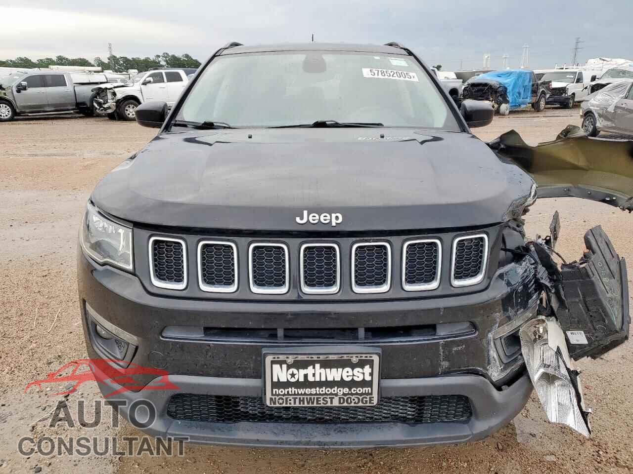JEEP COMPASS 2018 - 3C4NJDBB1JT161101