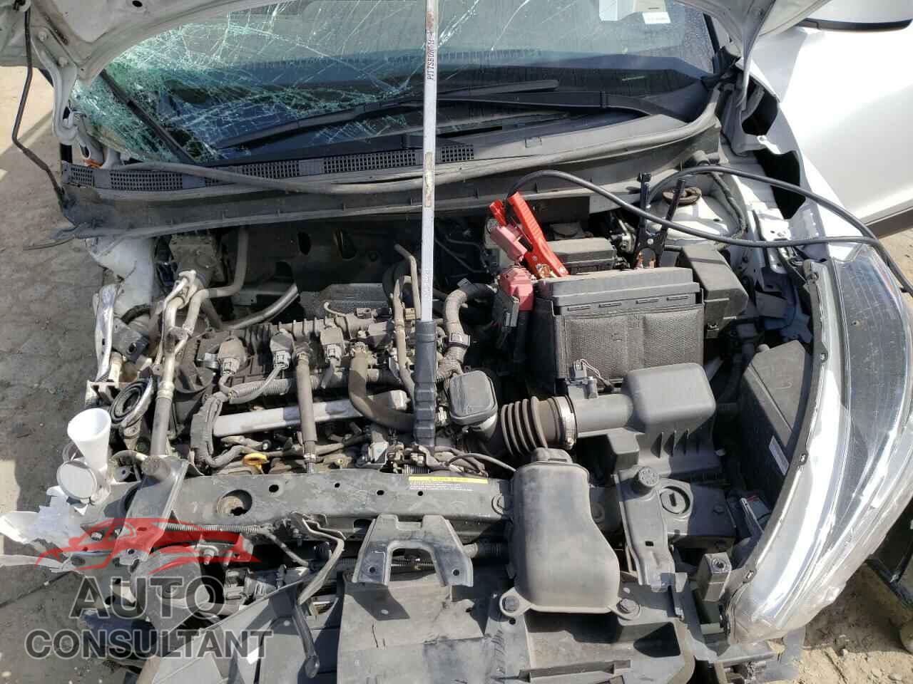 NISSAN KICKS 2019 - 3N1CP5CU3KL535577