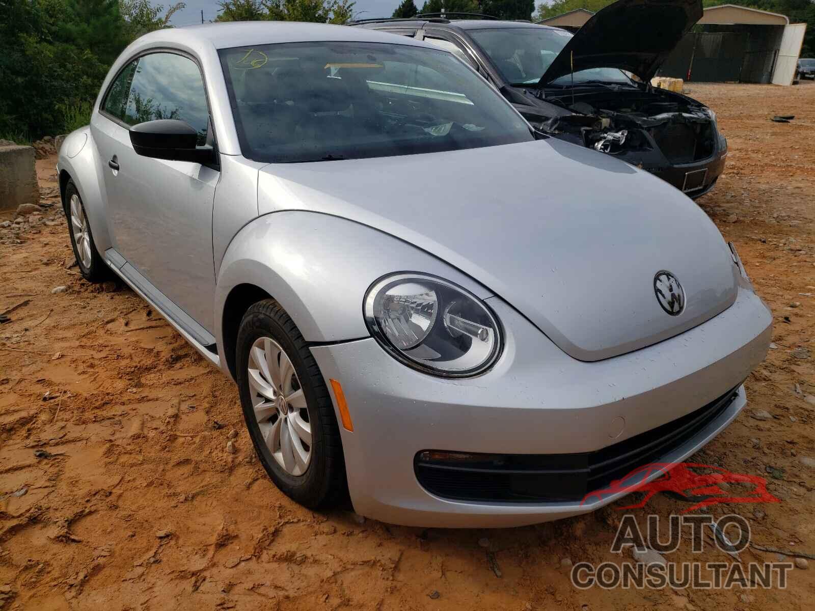 VOLKSWAGEN BEETLE 2016 - 3VWF17AT4GM608813
