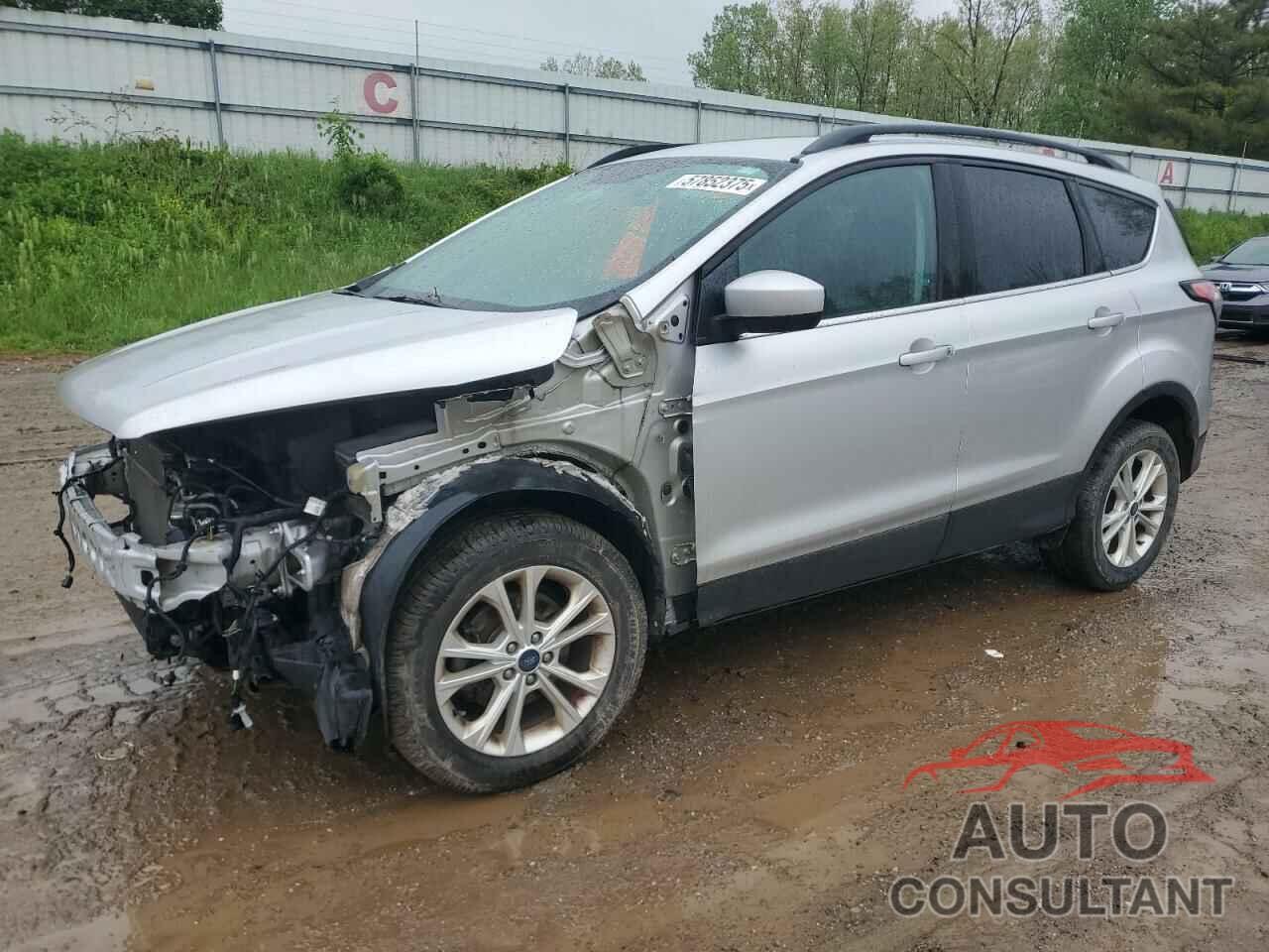 FORD ESCAPE 2017 - 1FMCU0GDXHUE69106