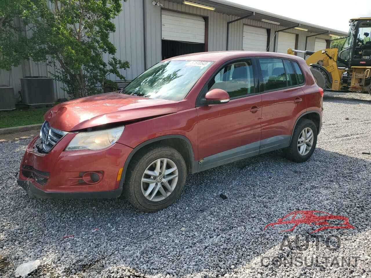 VOLKSWAGEN TIGUAN 2011 - WVGAV7AX3BW001598