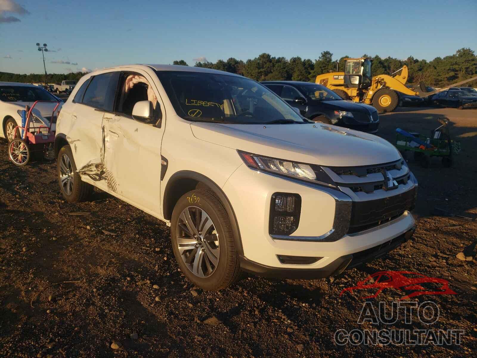 MITSUBISHI OUTLANDER 2021 - JA4ARUAU2MU007267