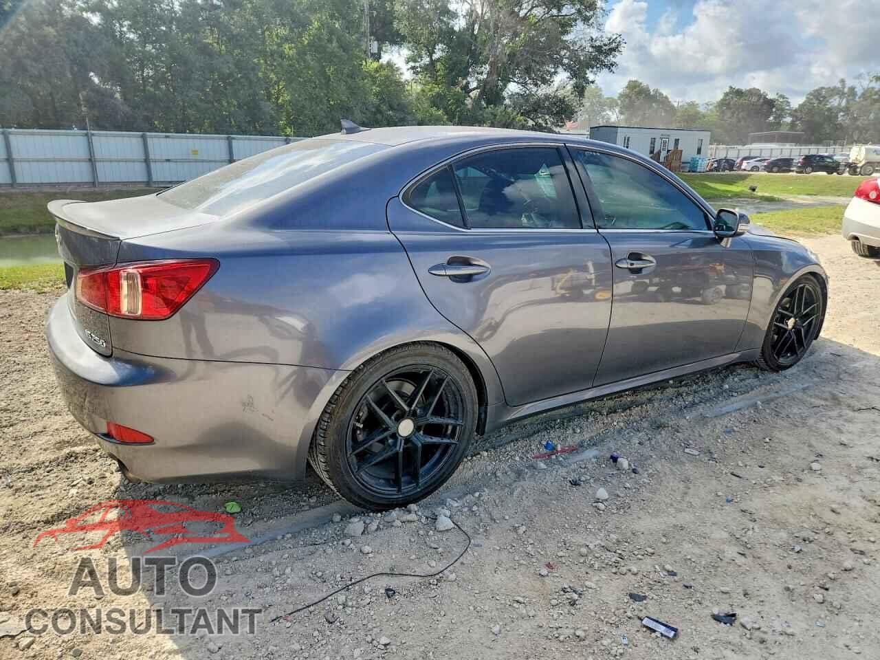 LEXUS IS 2012 - JTHBF5C27C5176020