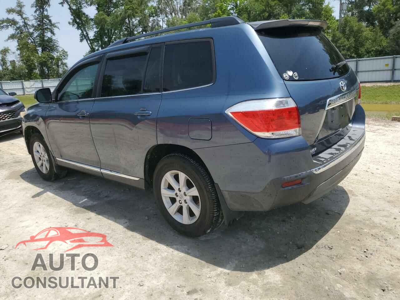 TOYOTA HIGHLANDER 2013 - 5TDZK3EH8DS123131