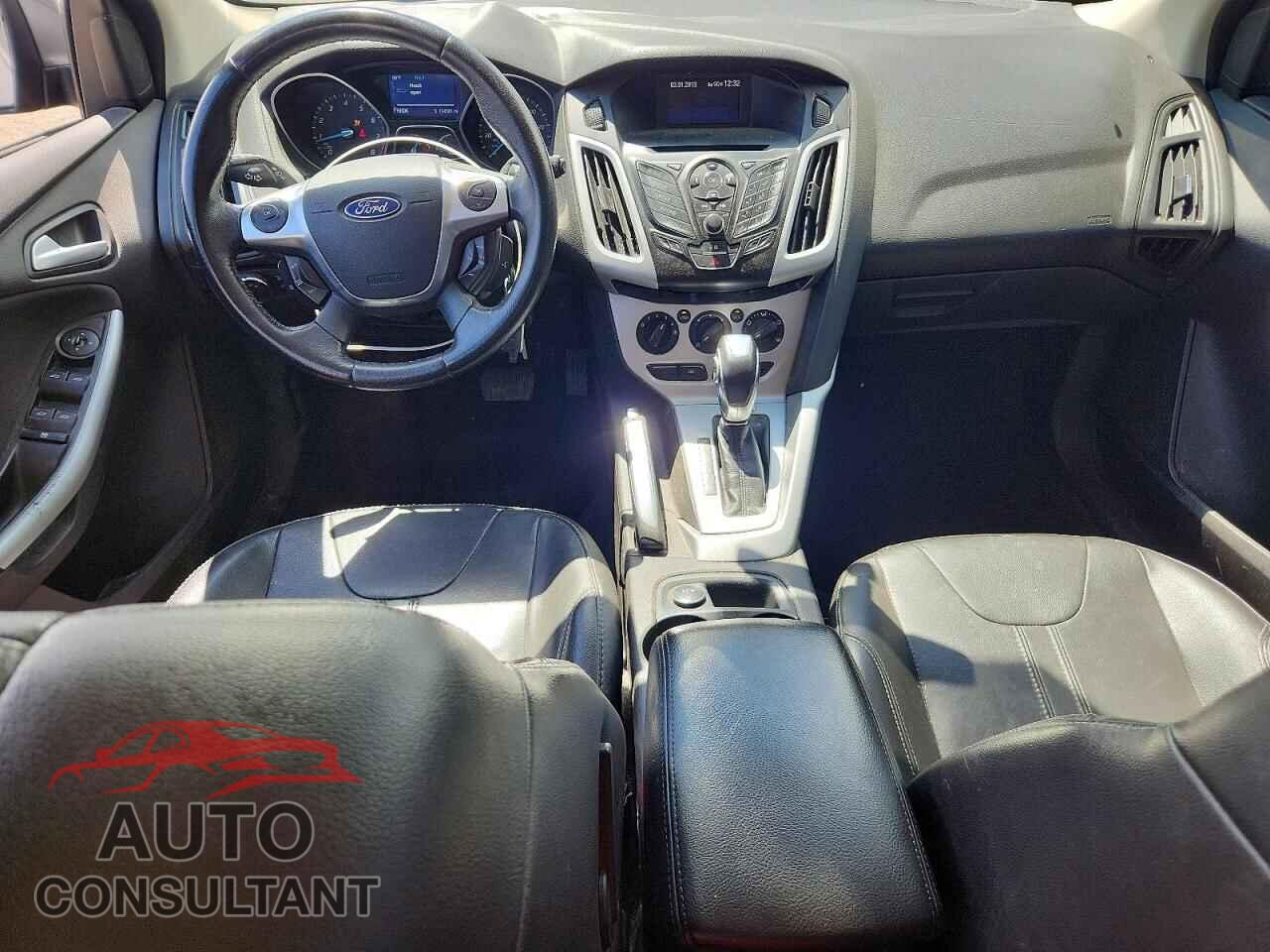 FORD FOCUS 2013 - 1FADP3K23DL284618