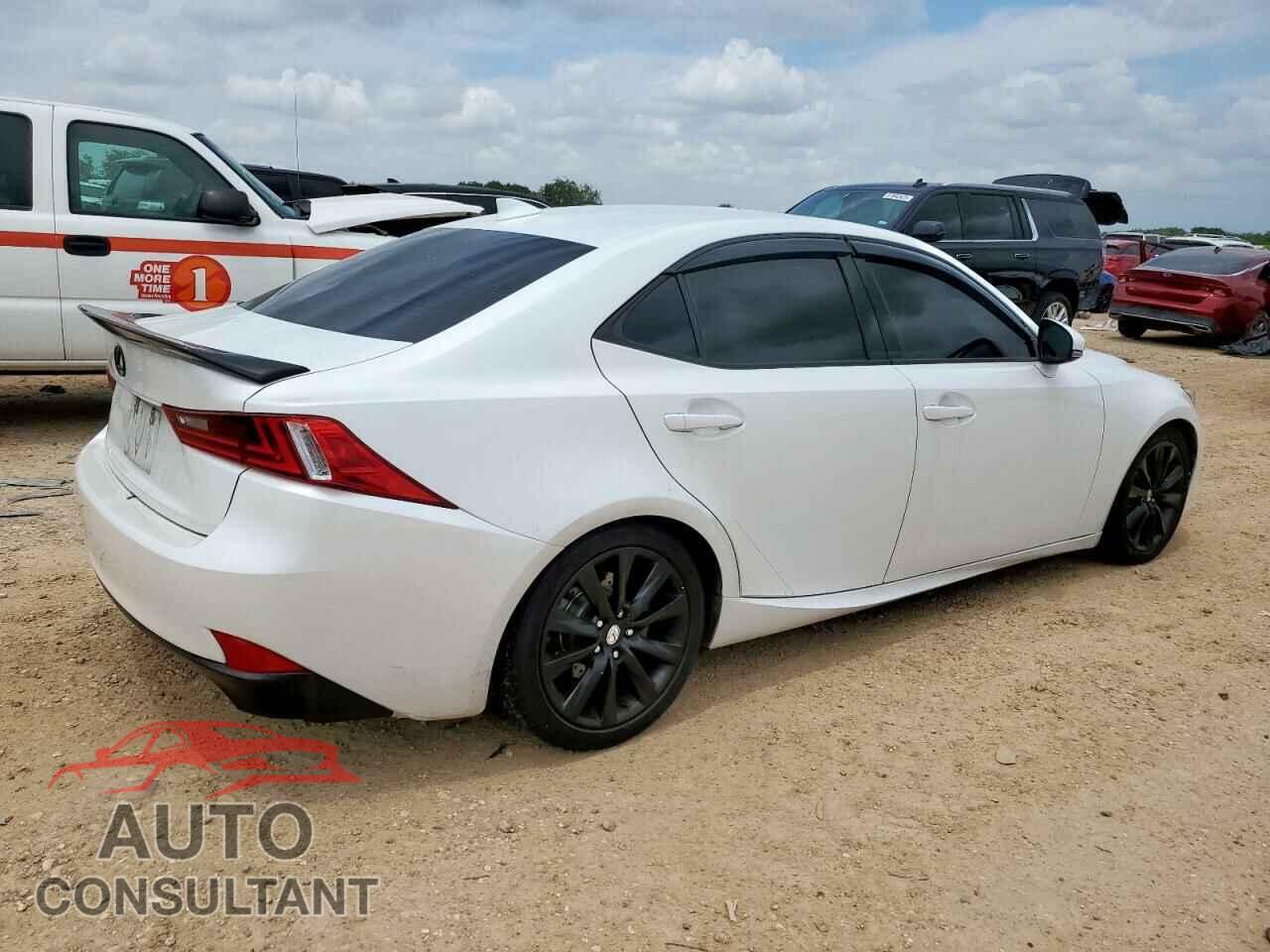 LEXUS IS 2015 - JTHBF1D27F5082232