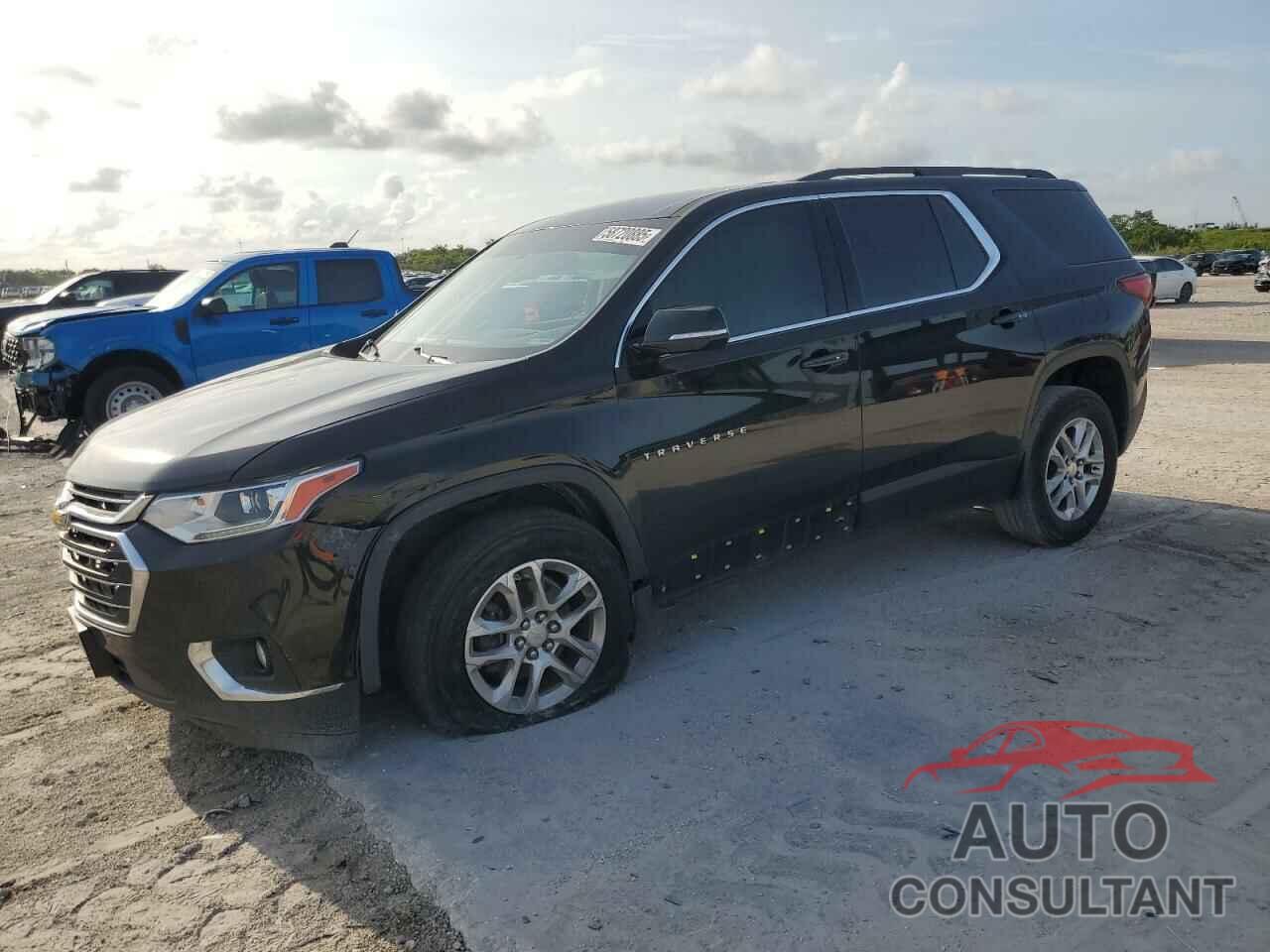 CHEVROLET TRAVERSE 2019 - 1GNERGKW8KJ258857