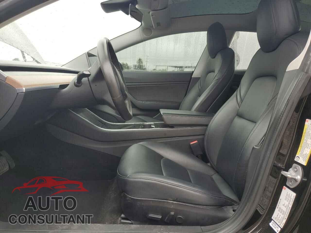 TESLA MODEL 3 2018 - 5YJ3E1EA2JF123324