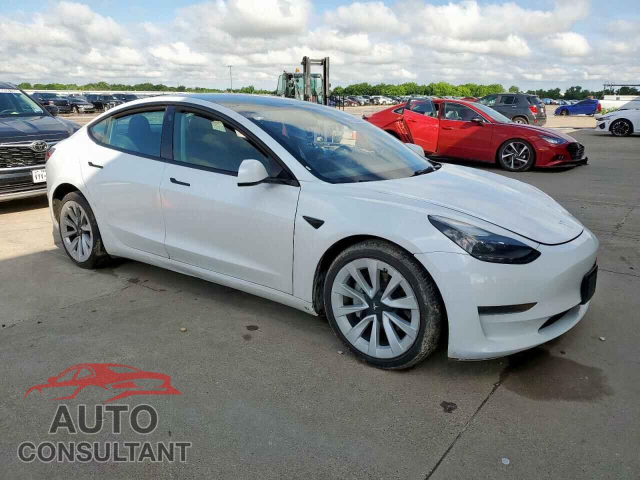TESLA MODEL 3 2023 - 5YJ3E1EA5PF438384
