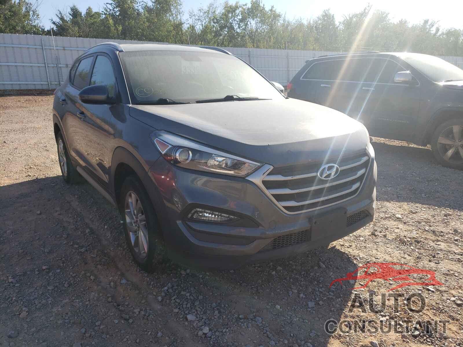 HYUNDAI TUCSON 2018 - KM8J33A40JU641489