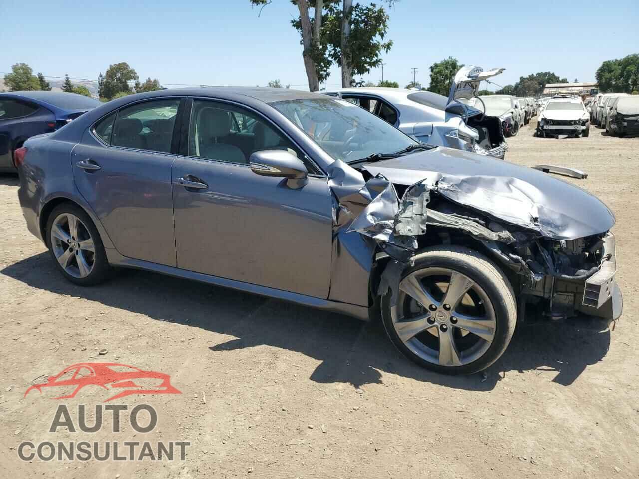 LEXUS IS 2012 - JTHBF5C28C2102168