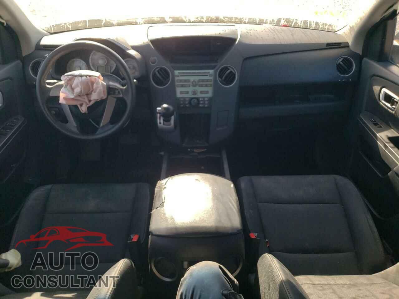 HONDA PILOT 2011 - 5FNYF3H21BB043601
