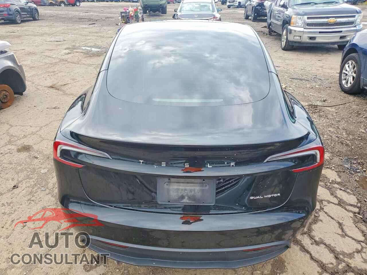 TESLA MODEL 3 2024 - 5YJ3E1EB5RF792871