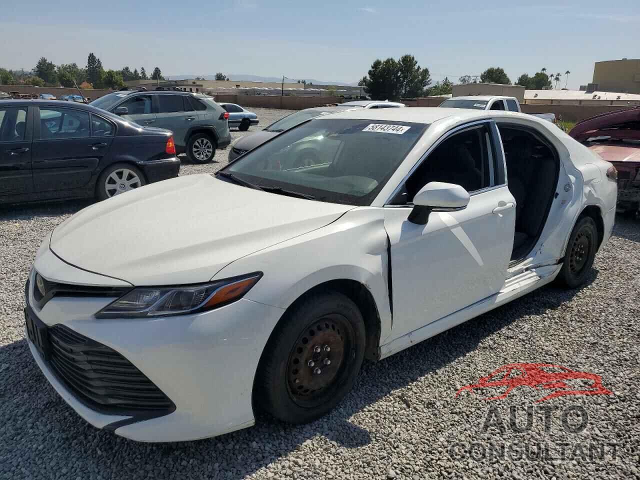 TOYOTA CAMRY 2018 - JTNB11HK0J3042729