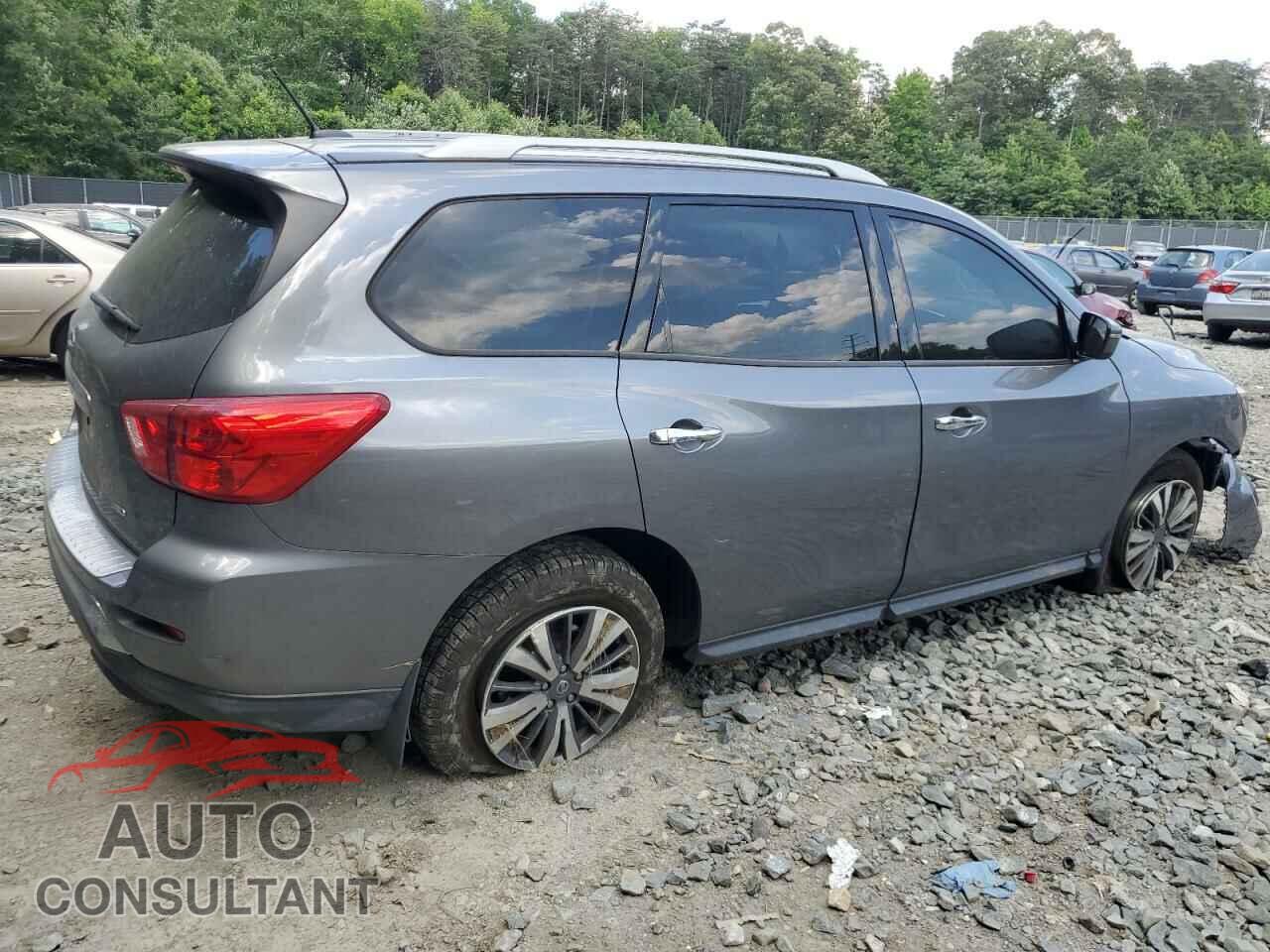 NISSAN PATHFINDER 2017 - 5N1DR2MM1HC694784