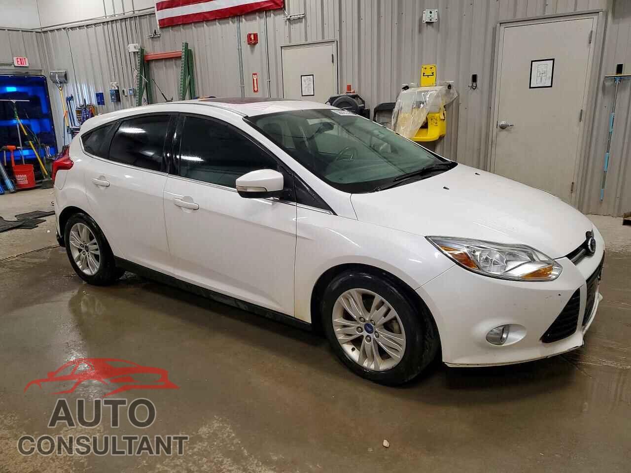 FORD FOCUS 2012 - 1FAHP3M26CL206041
