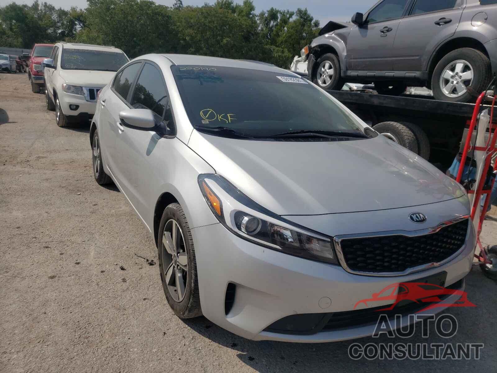 KIA FORTE 2018 - 3KPFL4A74JE220190