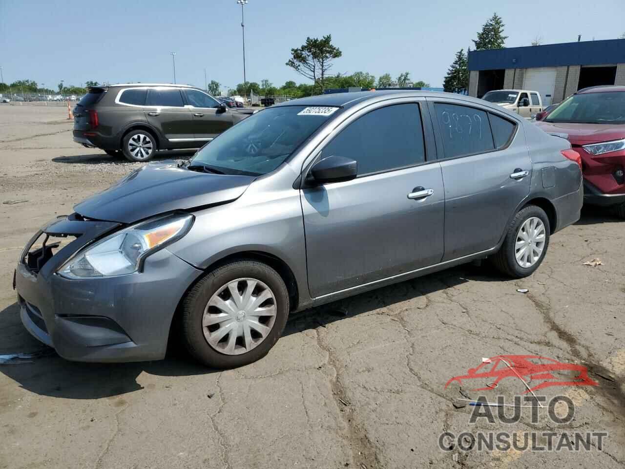 NISSAN VERSA 2018 - 3N1CN7AP8JL819879