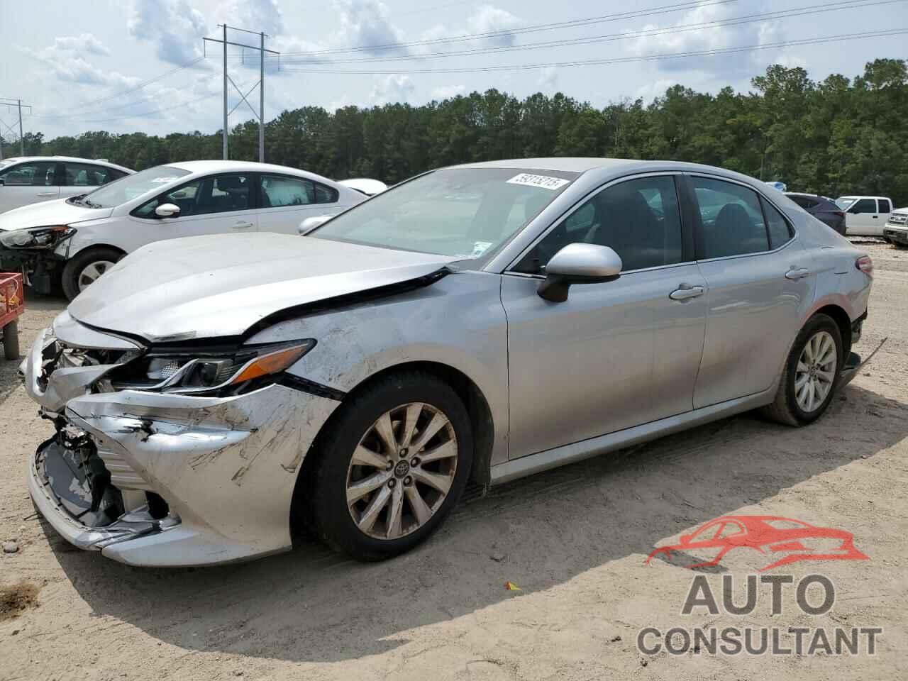TOYOTA CAMRY 2018 - 4T1B11HK2JU579614