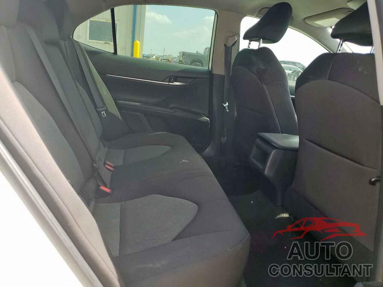 TOYOTA CAMRY 2019 - 4T1B11HK5KU801760