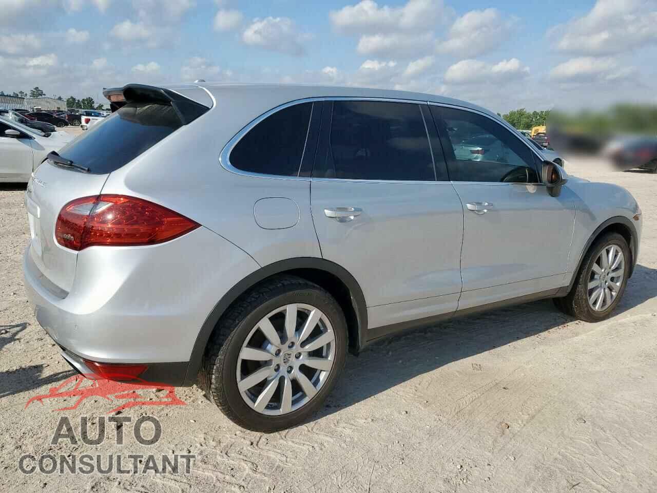 PORSCHE CAYENNE 2012 - WP1AA2A22CLA02105