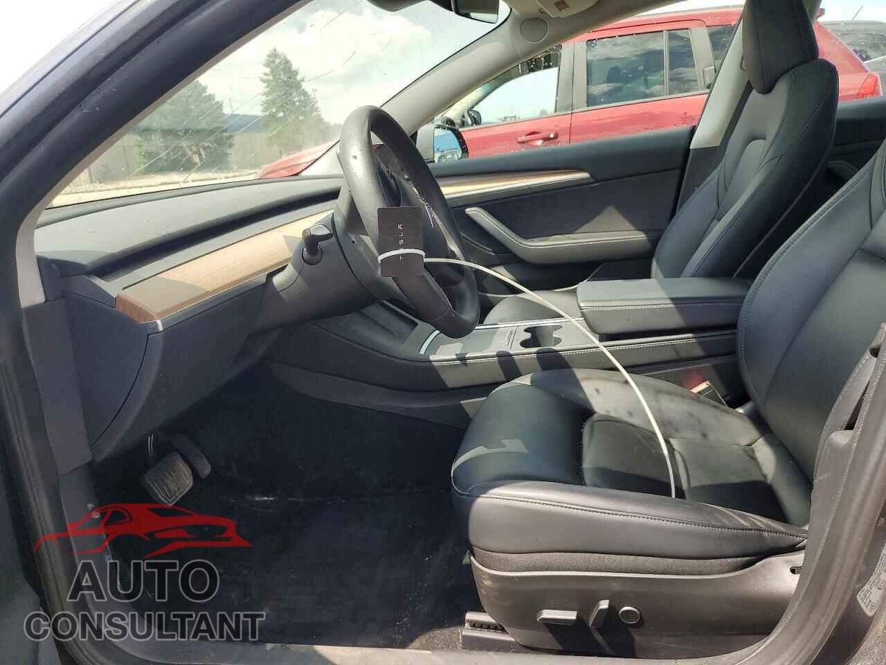 TESLA MODEL 3 2023 - 5YJ3E1EA9PF696844