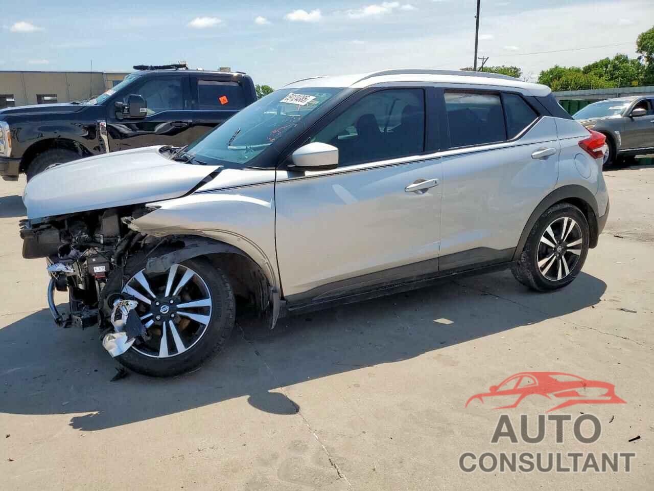 NISSAN KICKS 2018 - 3N1CP5CU3JL523220