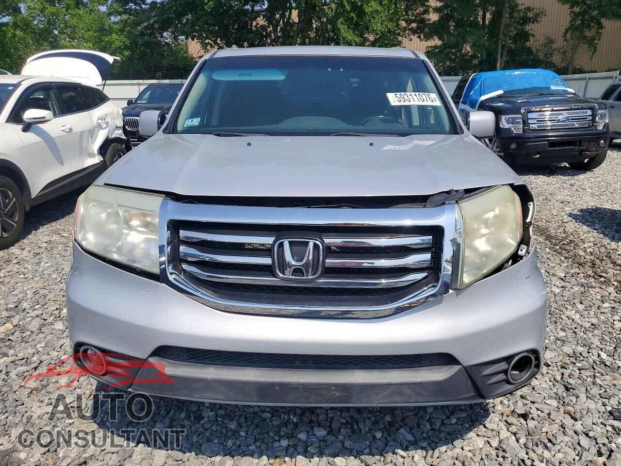 HONDA PILOT 2012 - 5FNYF4H52CB040384